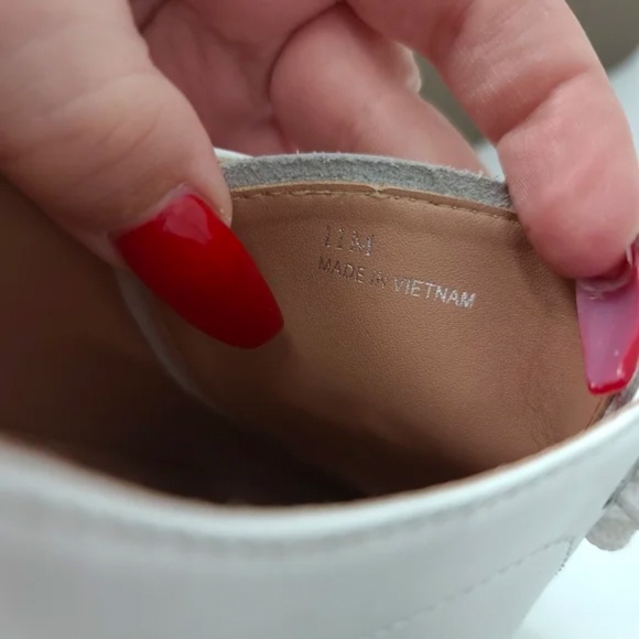 BRAND NEW Linea Paolo Leather Platform Lace Up Sneakers Size 11 - Picture 5 of 12